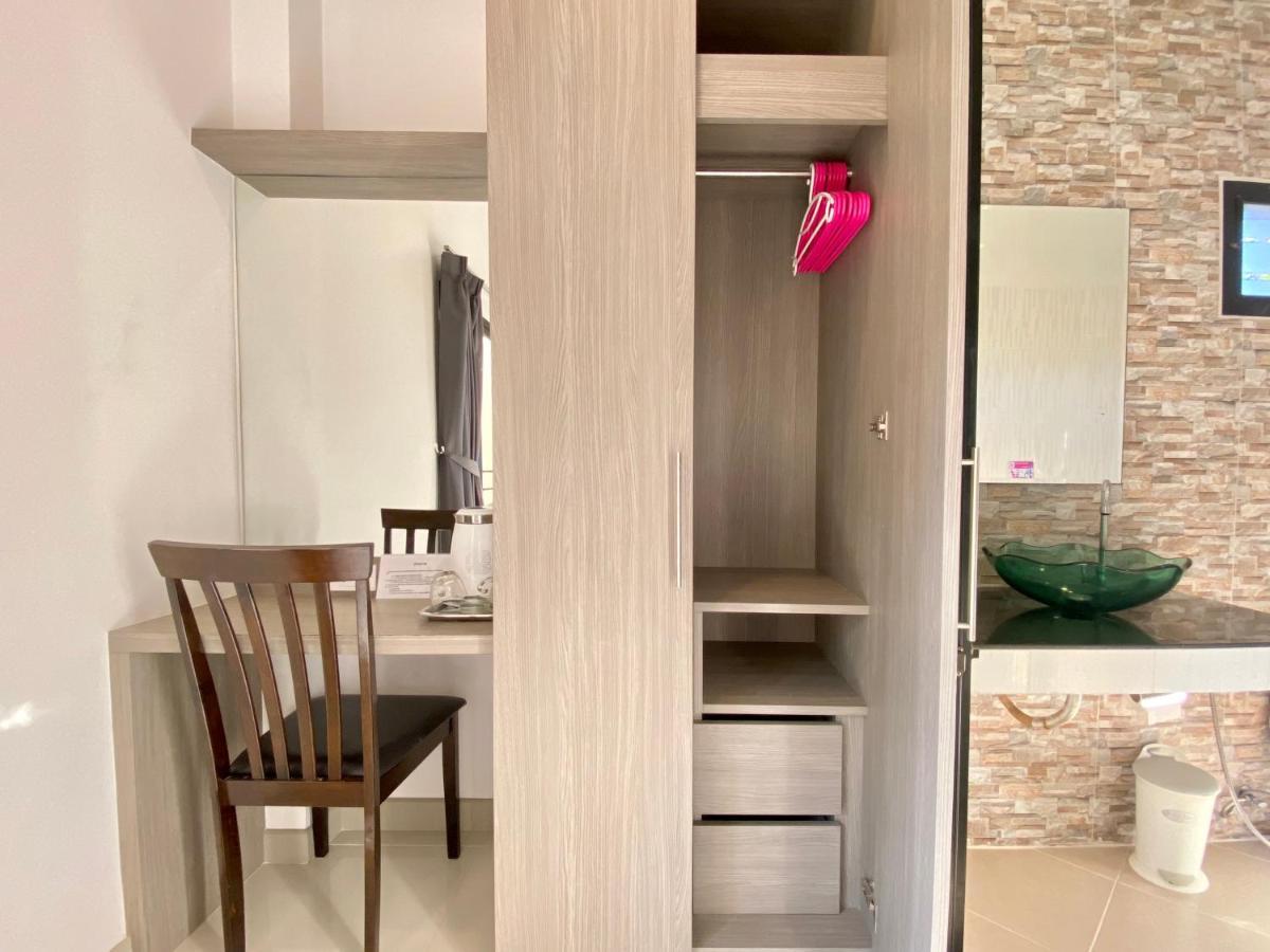 Pensiri House - SHA Extra Plus Nai Yang Beach Exterior foto